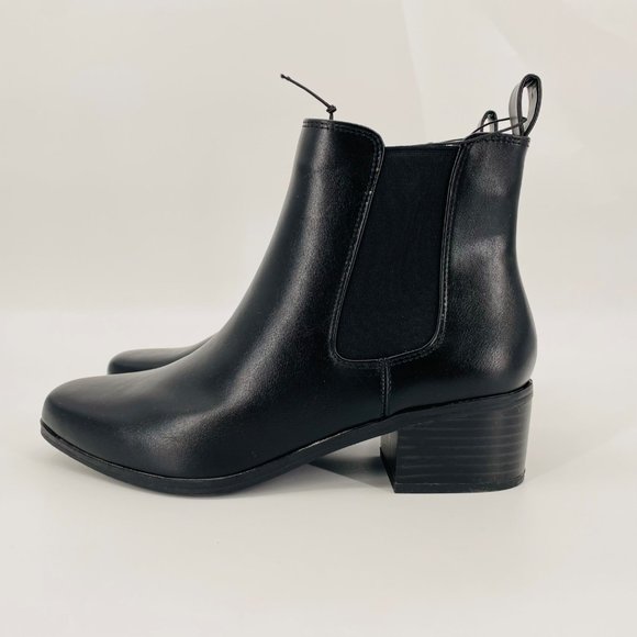 A New Day Womens Black Ellie Chelsea Boots Faux Leather 8 Moto Streetwear Biker - Picture 5 of 8
